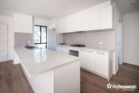 Property photo of 1/213 Station Road Melton VIC 3337