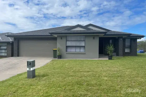 Property photo of 2 Agnes Place Thirlmere NSW 2572