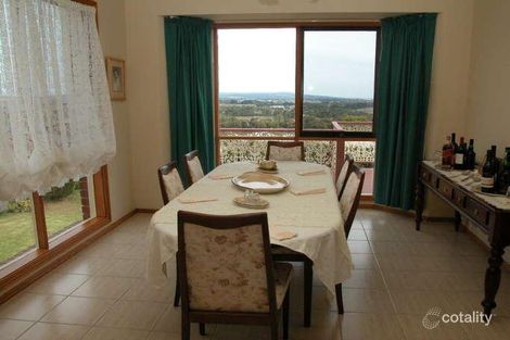 Property photo of 26 Attunga Way Mount Eliza VIC 3930