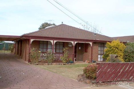 Property photo of 26 Hume Avenue Melton South VIC 3338