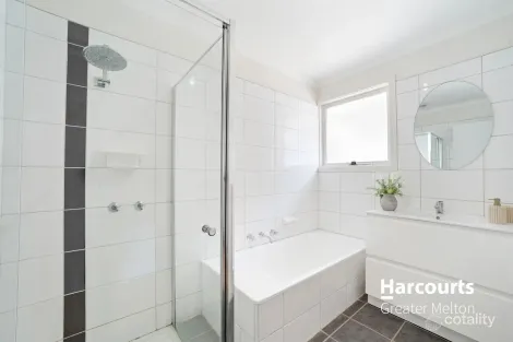 Property photo of 7 Murray Court Werribee VIC 3030