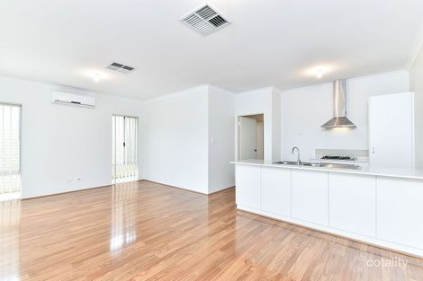 17 Calvert Loop, Hilbert, WA 6112