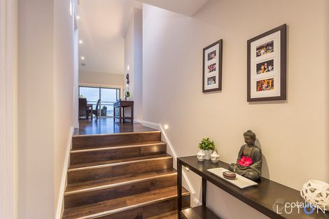 Property photo of 28 Ashton Calvert Street Casey ACT 2913