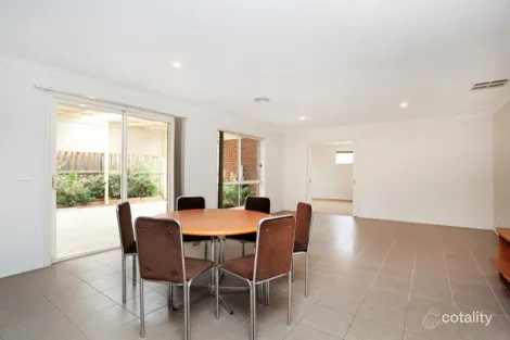 Property photo of 58 Stretton Drive Brookfield VIC 3338