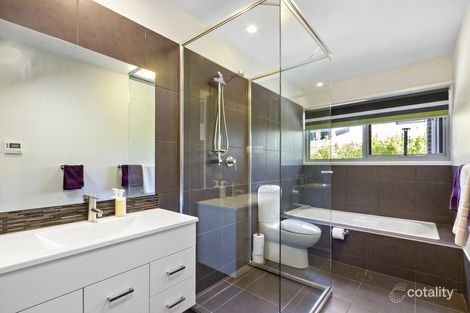 30 Cazneaux Cres, Weston, ACT 2611