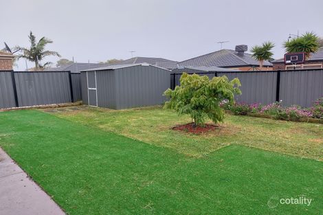 Property photo of 18 Kingbird Avenue Tarneit VIC 3029