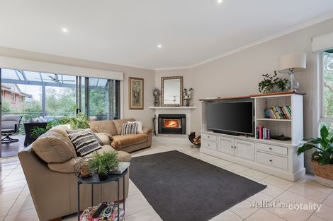 Property photo of 32 Baradine Terrace Donvale VIC 3111