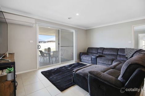 Property photo of 60 Molloy Drive Orange NSW 2800