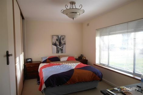 Property photo of 25 Tyrie Avenue Findon SA 5023