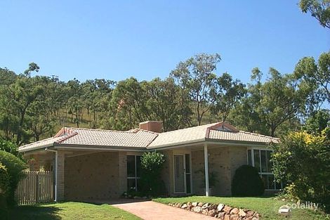 15 Sandalwood St, Norman Gardens, QLD 4701