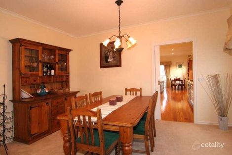 Property photo of 27 Tintagel Way Mornington VIC 3931