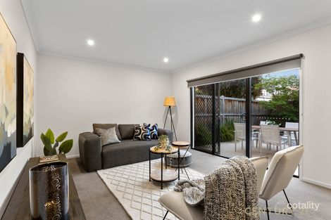 Property photo of 5 Hammond Crescent Officer VIC 3809