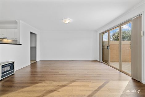 Property photo of 10/6 Doeberl Place Karabar NSW 2620