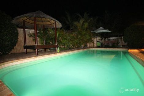 Property photo of 4 Caves Court Caves Beach NSW 2281