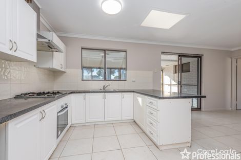 Property photo of 25 Bampton Way Warnbro WA 6169