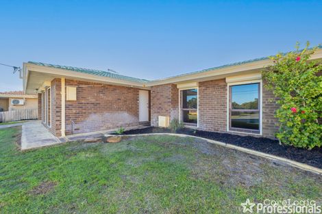 Property photo of 25 Bampton Way Warnbro WA 6169