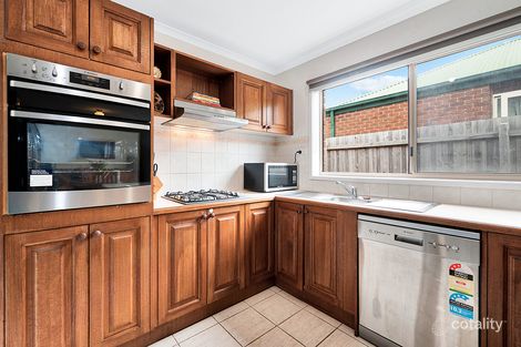 Property photo of 33 Hamilton Drive Cranbourne North VIC 3977
