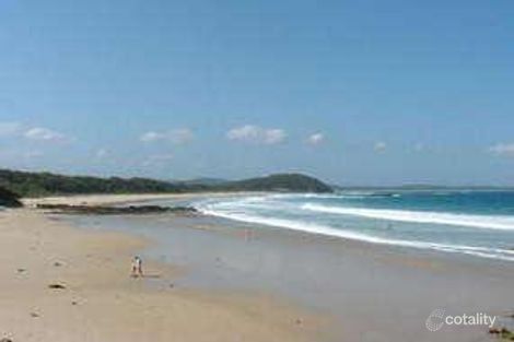 Property photo of 6 Ross Avenue Narrawallee NSW 2539