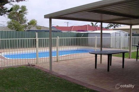 Property photo of 16 Belrose Crescent Cooloongup WA 6168