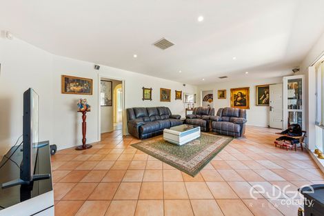Property photo of 5 Pinehurst Court Craigmore SA 5114