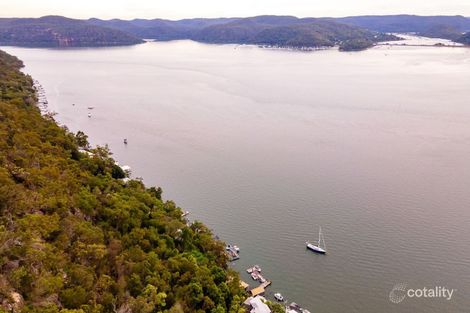1042 Hawkesbury River, Little Wobby, NSW 2256