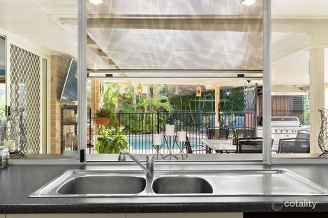 28 Duyvestyn Tce, Murrumba Downs, QLD 4503