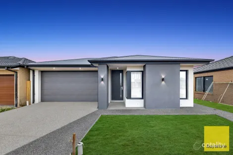 3 Camelon Ave, Thornhill Park, VIC 3335