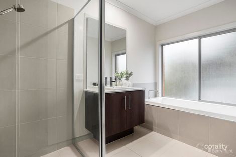 Property photo of 1/4 Ailsa Court Balwyn North VIC 3104