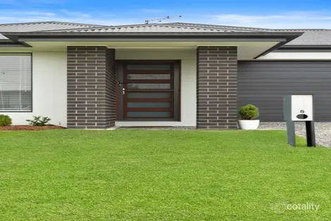 Property photo of 5 Foley Crescent Pimpama QLD 4209