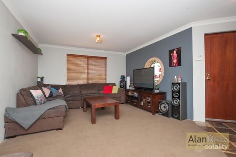 Property photo of 6 Fran Court Merriwa WA 6030