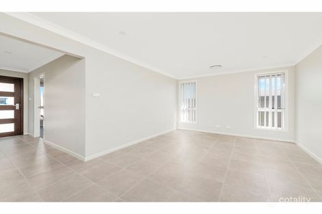 32 Arena St, Spring Farm, NSW 2570