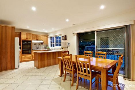 Property photo of 19 Beresford Close Doncaster East VIC 3109