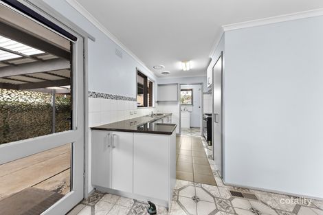 Property photo of 17 Alan Street Kings Park VIC 3021