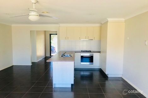 Property photo of 32 Cootamundra Circuit Harkness VIC 3337