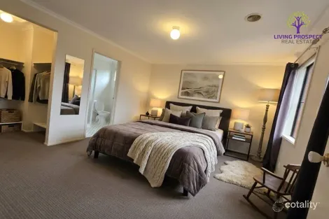 Property photo of 1 St Clair Avenue Point Cook VIC 3030