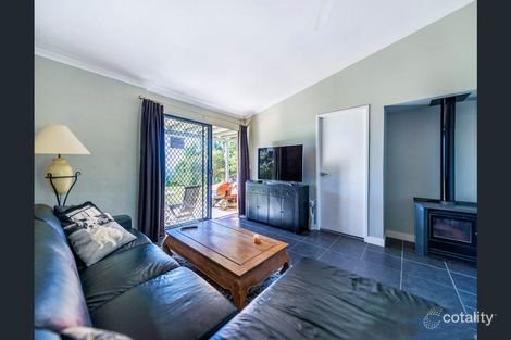 Property photo of 1 Chesterfield Drive Bonogin QLD 4213
