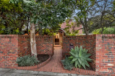 31 MONT VICTOR RD, KEW, VIC 3101
