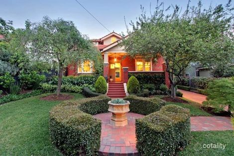 Property photo of 10 Kardinia Road Glen Iris VIC 3146