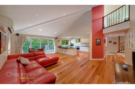 Property photo of 26 St Georges Crescent Faulconbridge NSW 2776