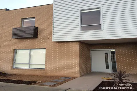 44 Sahi Cres, Roxburgh Park, VIC 3064
