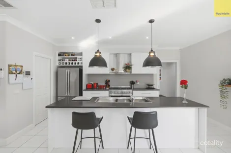 Property photo of 3 Lucerne Way Darley VIC 3340