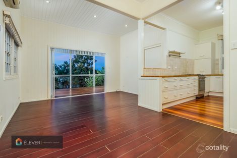 Property photo of 99 Waterview Avenue Wynnum QLD 4178