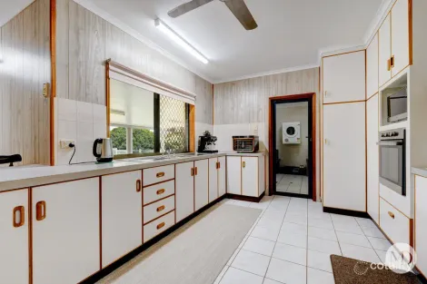 Property photo of 13 Boulter Close Belvedere QLD 4860