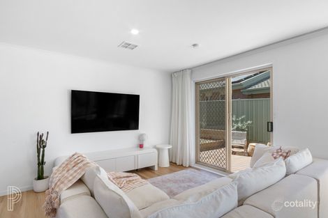 Property photo of 2/2 Aroona Court Ngunnawal ACT 2913