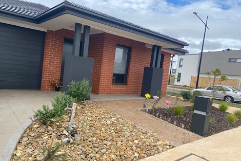 49 Lynwood Dr, Thornhill Park, VIC 3335