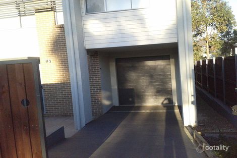 Property photo of 30 Caddies Boulevard Rouse Hill NSW 2155