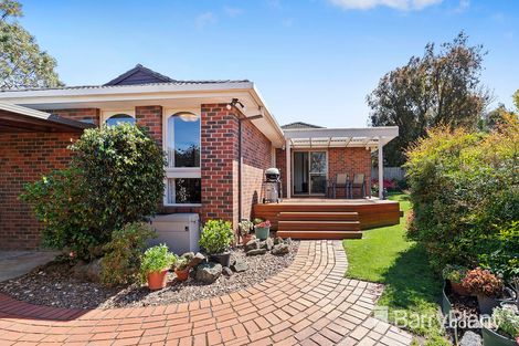 Property photo of 9 Quest Court Glen Waverley VIC 3150