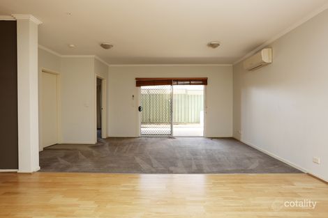 Property photo of 28/2 Newmarket Way Flemington VIC 3031