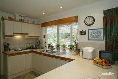 Property photo of 13 The Briars Mooroolbark VIC 3138