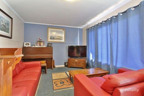 Property photo of 1 Esther Street Mount Lofty QLD 4350